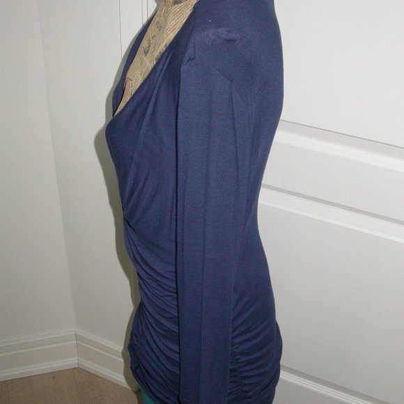 Navy Blue Rauched Deep V-neck Tunic - Picture 2 of 6
